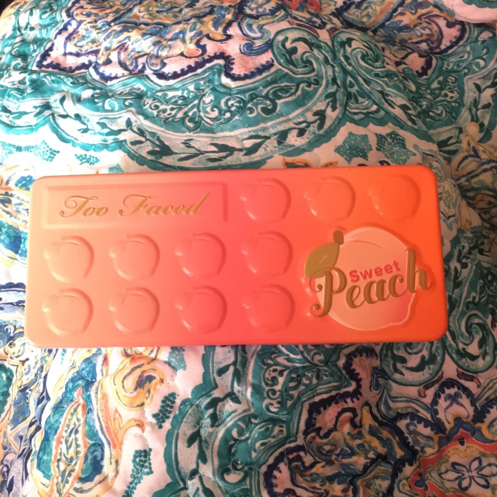 🍑TOO FACED PEACH PALLET